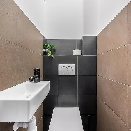 דירה Downtown Hegedus 8 *